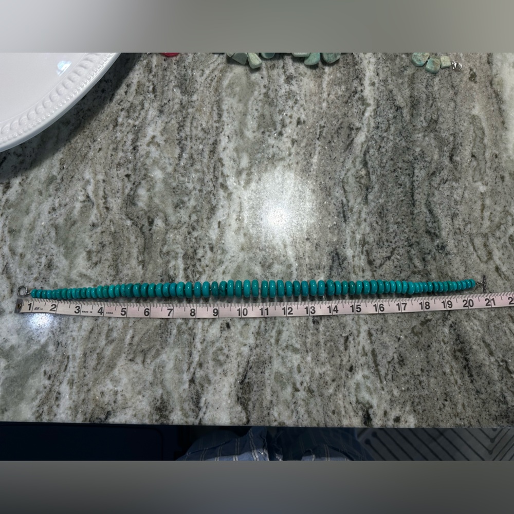 Turquoise Beaded Necklace EUC Statement Necklace - Picture 5 of 5